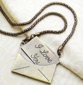 Cheap fashion Necklaces